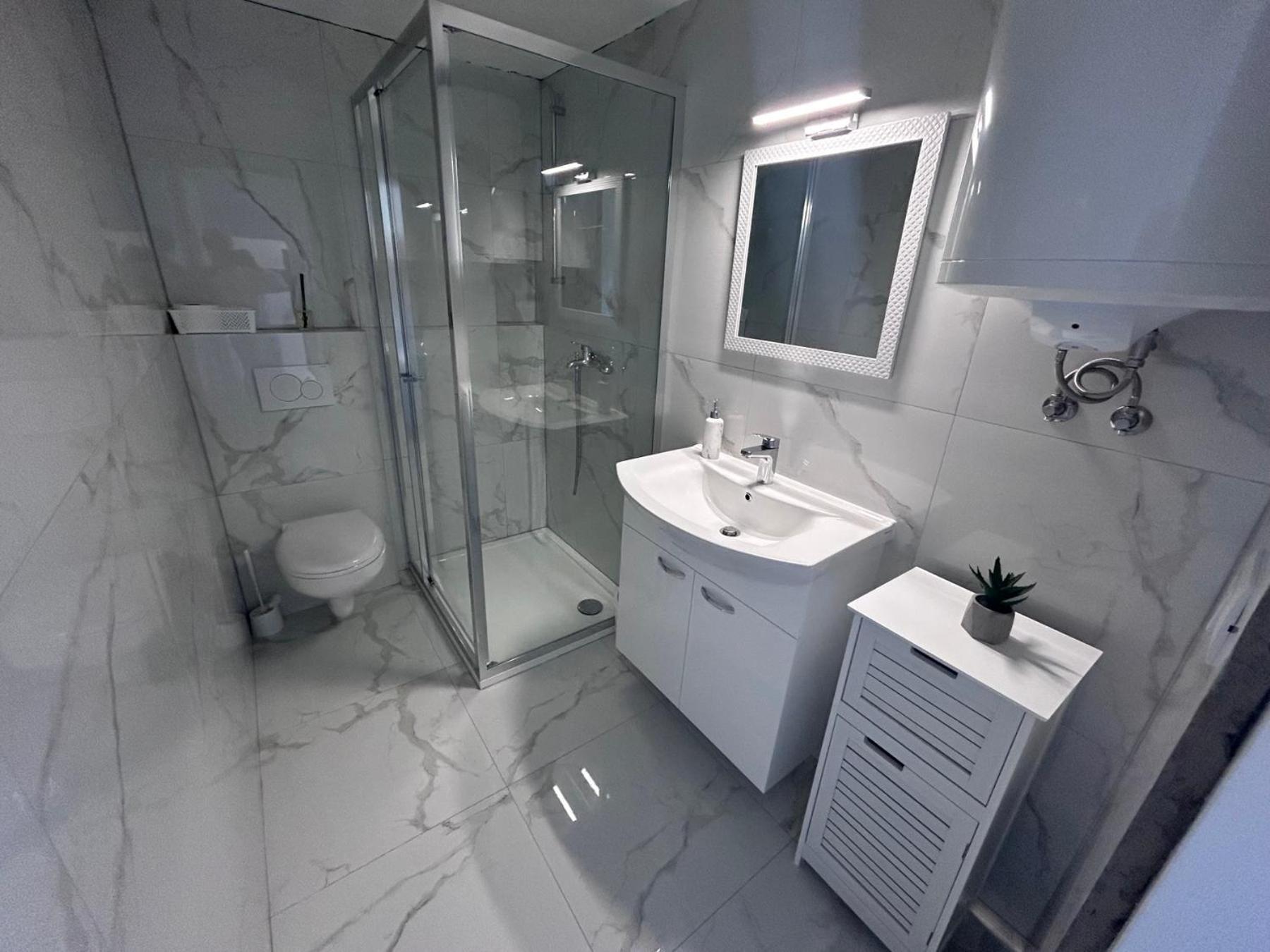 Apartment Jonas Rovigno Esterno foto